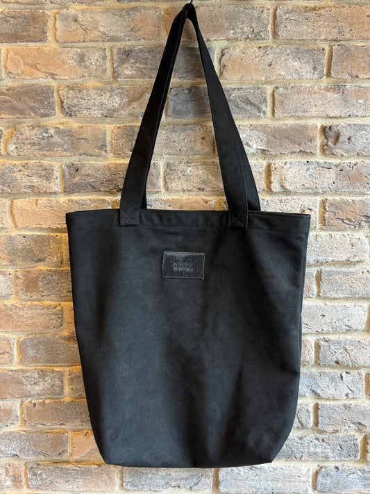 HELMET TOTE